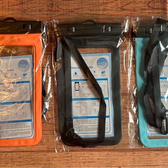 3 pack waterproof floating cell phone pouch dry bag case/cover Fits all phones - Picture 2 of 6